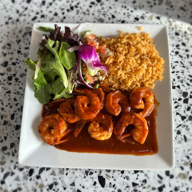 Camarones a la Diabla.