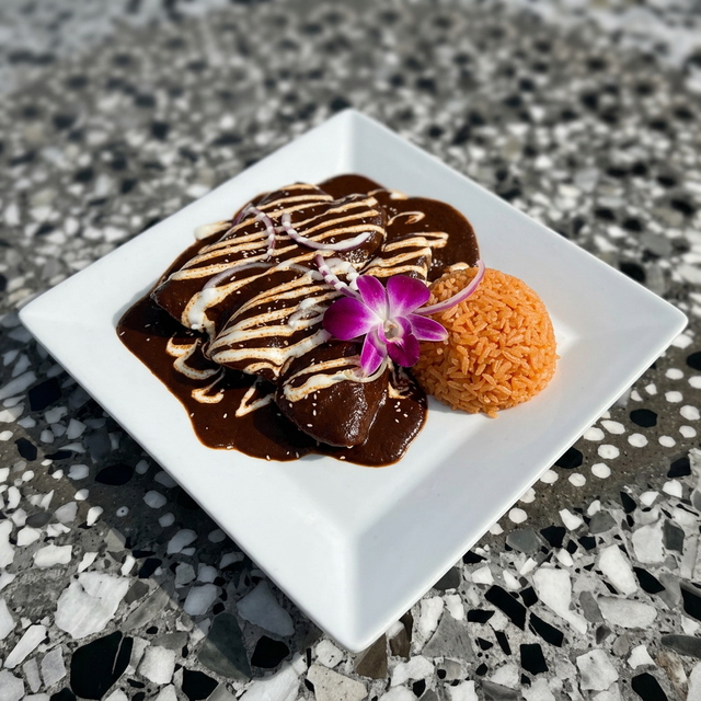 Chicken Enmoladas.